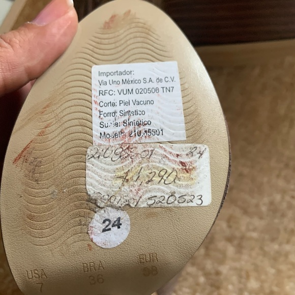 Wedge/heels in tan colour - Picture 4 of 4